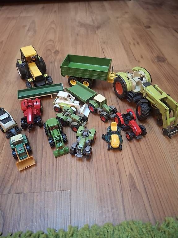 Traktoren: Traktoren/Landwirtschaft Modelle – Gebraucht aus Therwil von Johndo01 1