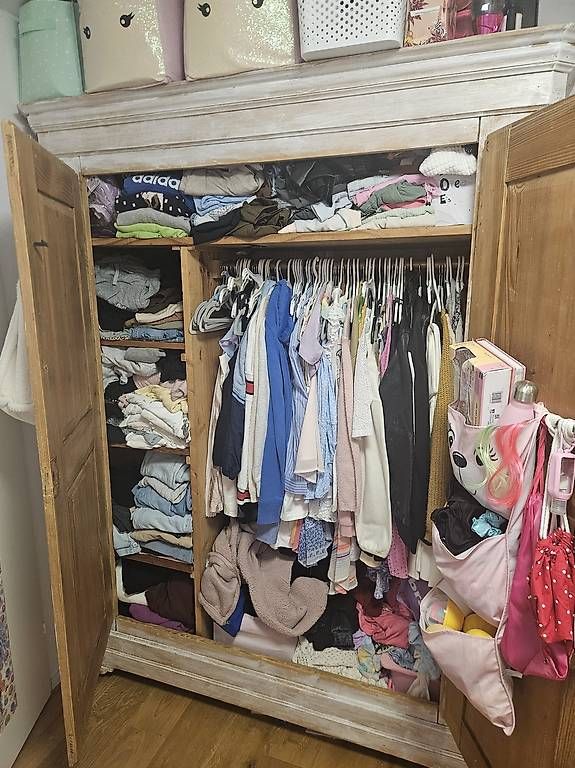 Schränke: Antiker Schrank – Gebraucht aus Füllinsdorf von orazio23 1