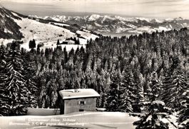 Iltios 1350 m.ü.M., Unterwasser. Skihaus Herrenwald