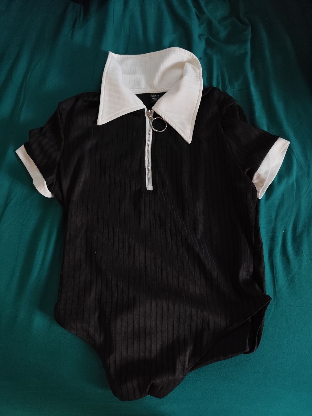 Shein Top: body – Nuovo (secondo la descrizione) da Cudrefin venduto da laf_b28y