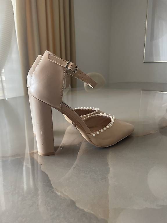 Damenschuhe: High Heels Grösse 39 – Gebraucht aus Rupperswil von mku92 2