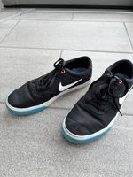 Schwarze Nike Sneaker aus Stoff 42.5