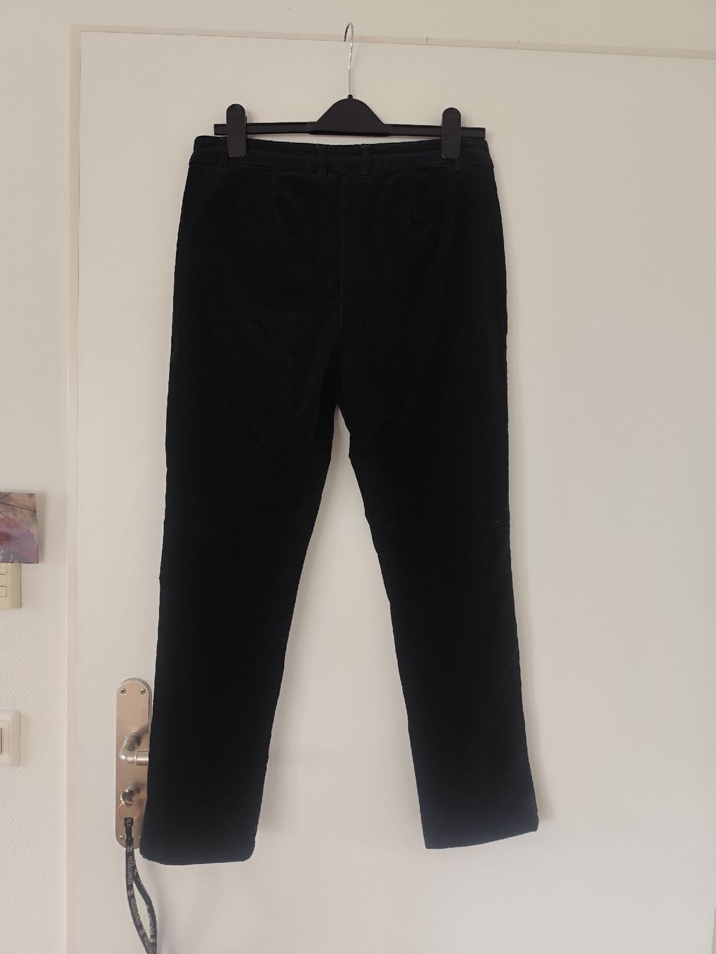 Pantaloni: Schwarze Cordhose Grösse 38 – Usato da Zürich venduto da Claudia_Zueri 2
