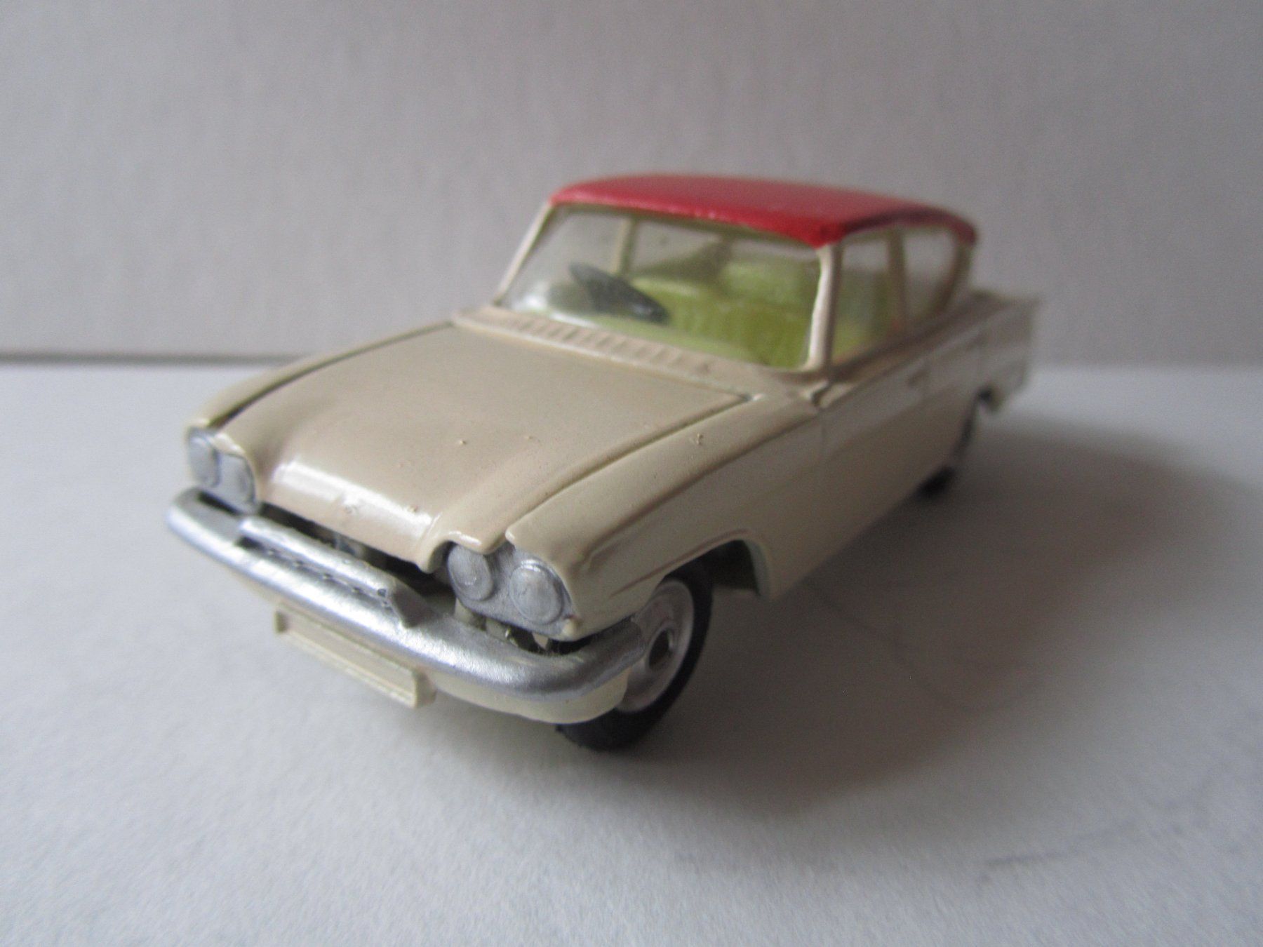 Corgi Toys Modellini d'auto: Ford Consul Classic, Corgi Toys – Usato da Weiningen ZH venduto da dietsch57 1