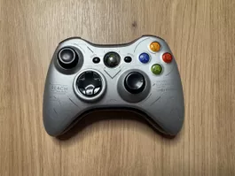 Xbox 360 Controller Halo Reach Edition silbern gebraucht