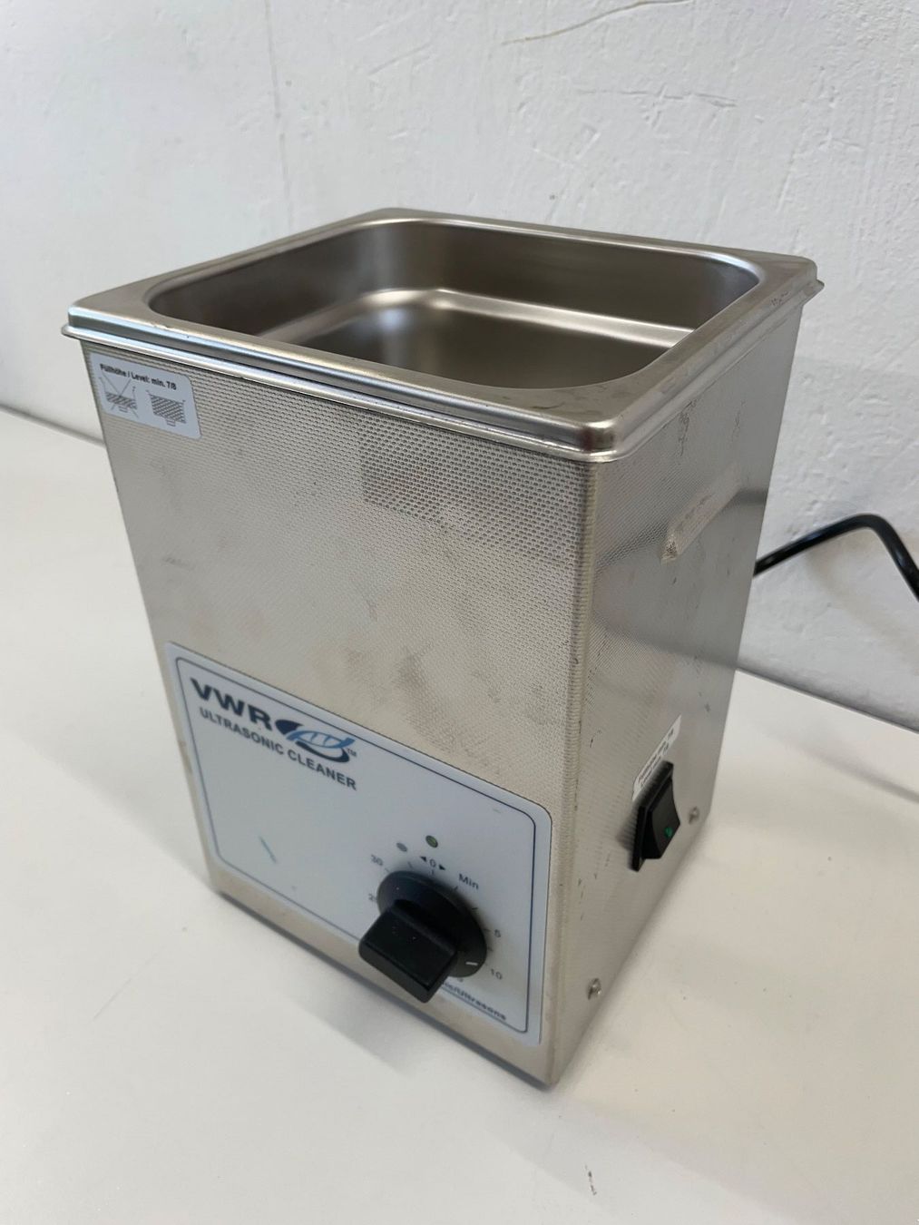 Attrezzature mediche: VWR Ultrasonic Cleaner USC200T – Usato da Niederdorf venduto da LeptonAG_Labor