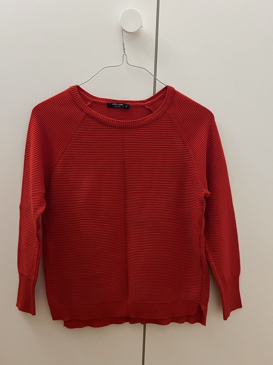 Camicette: Red blouse – Nuovo (secondo la descrizione) da Adliswil venduto da avatar83
