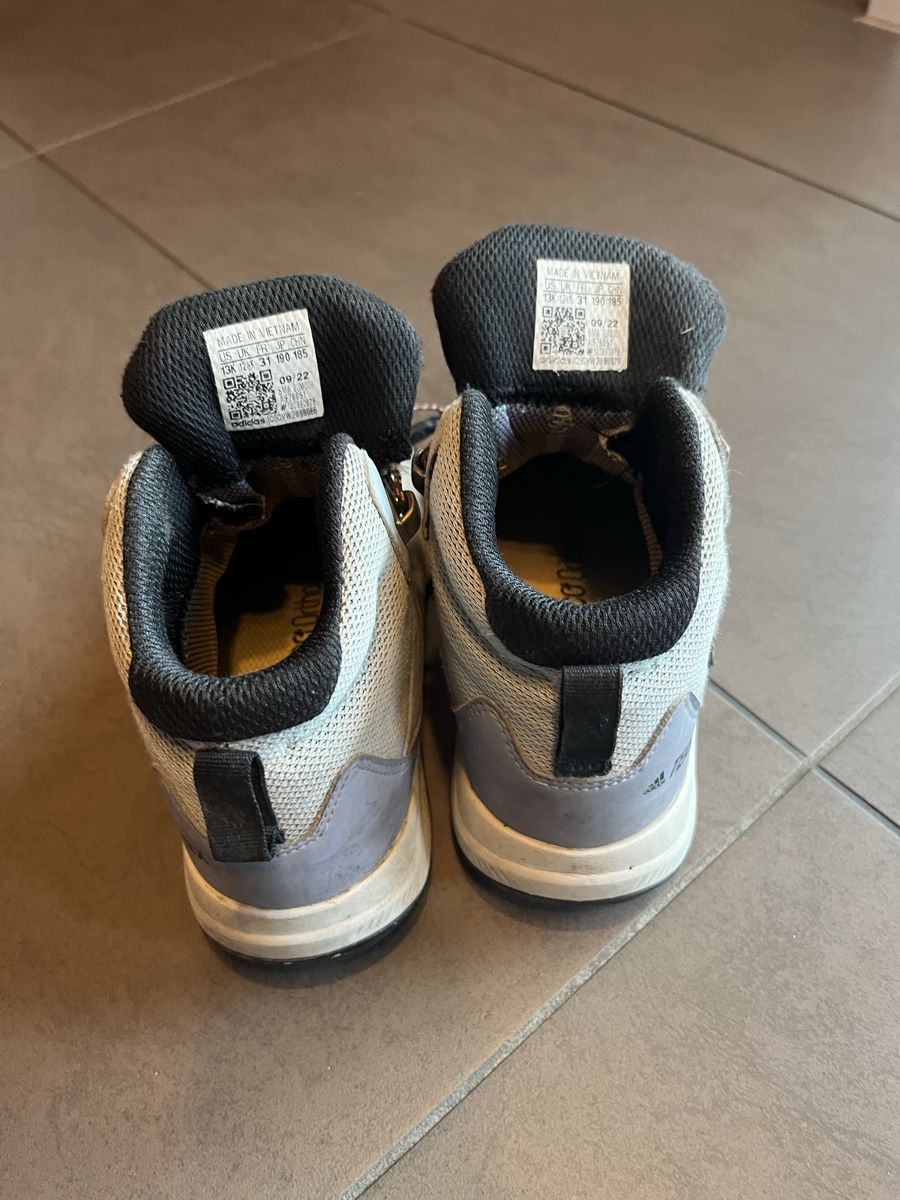 Adidas Scarpe per ragazzi: Adidas Terrex Wanderschuhe Outdoor 31 – Usato da Zürich venduto da Gabi_78 2