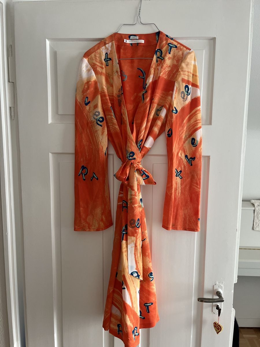 Ensoie Vestiti: Ensoie Wickelkleid – Nuovo (secondo la descrizione) da Zürich venduto da Liilu