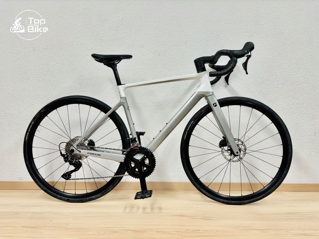 Focus Velos: NEW Focus Paralane 8.7 M/54cm – Neu (gemäss Beschreibung) aus Stallikon von TopBikeCH