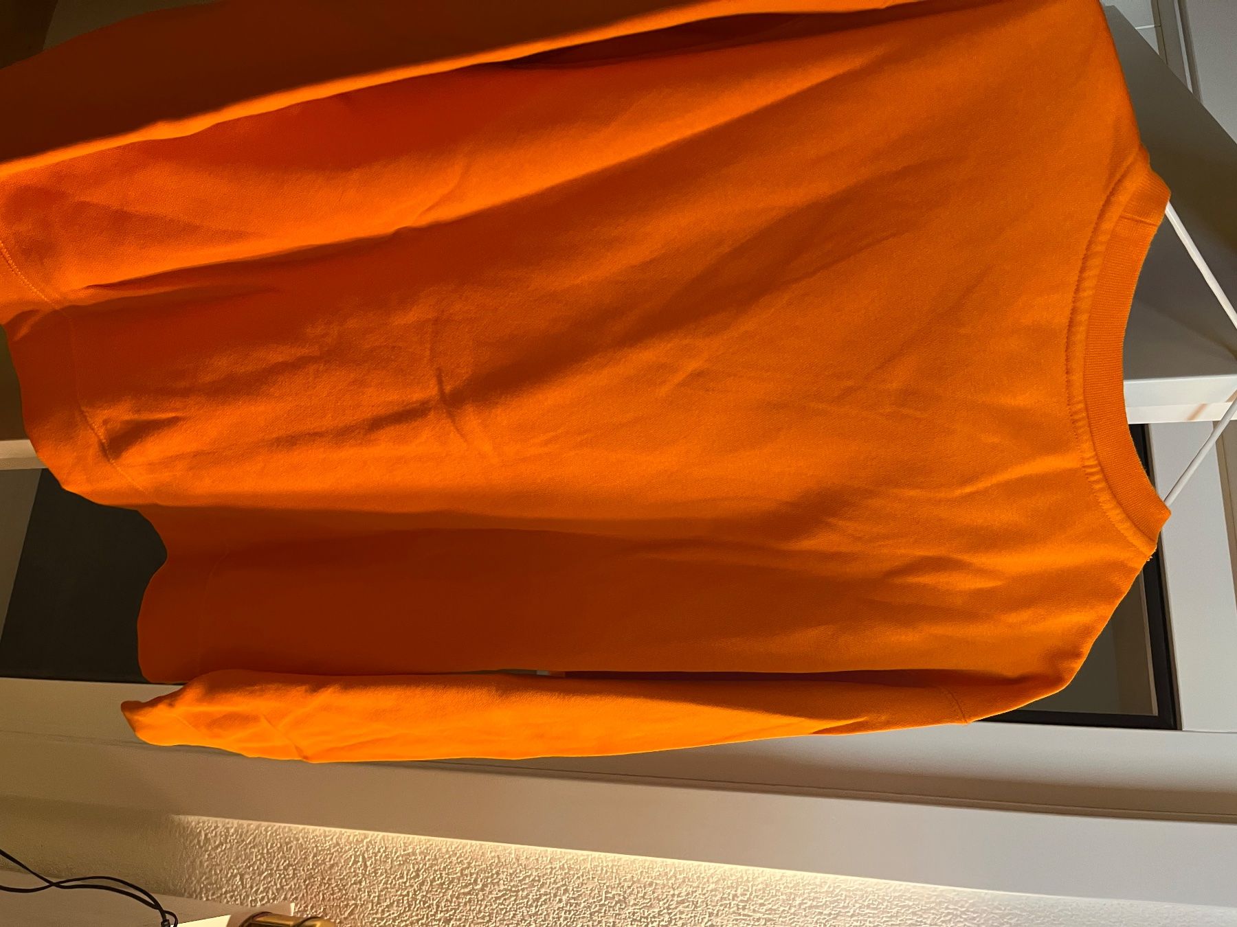 Nike Pulls & Sweat-shirts: Nike pullover orange M – D'occasion à Treyvaux par afa_7zpz 1