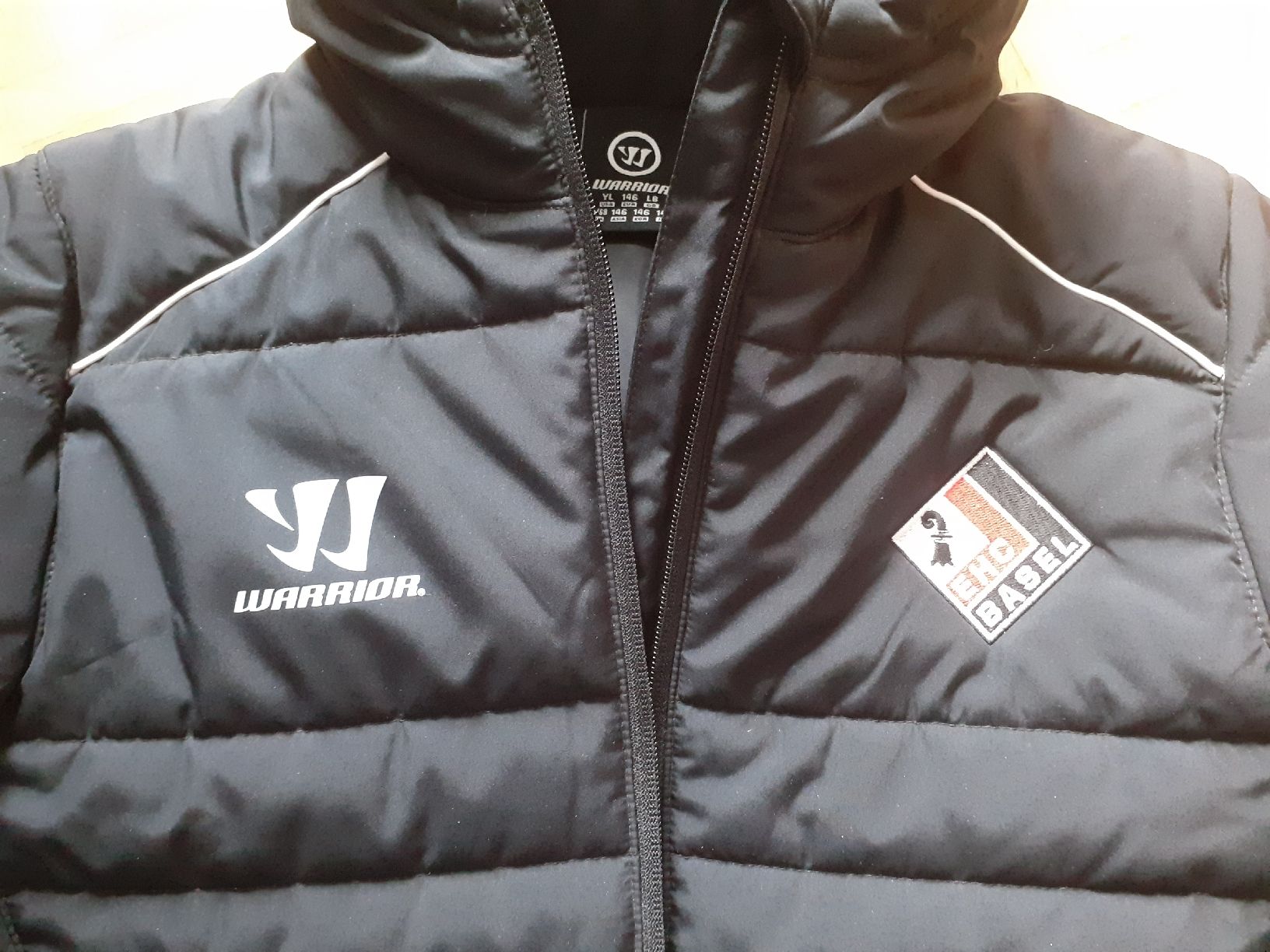 Giacche: Winterjacke Warrior Gr. 146 – Nuovo (secondo la descrizione) da Münchenstein venduto da vosa123 3