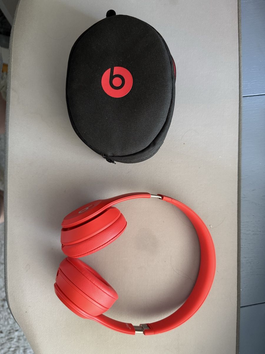 Beats Kopfhörer: Écouteurs Bluetooth Beats Solo 3 – Gebraucht aus Lutry von annawait 1
