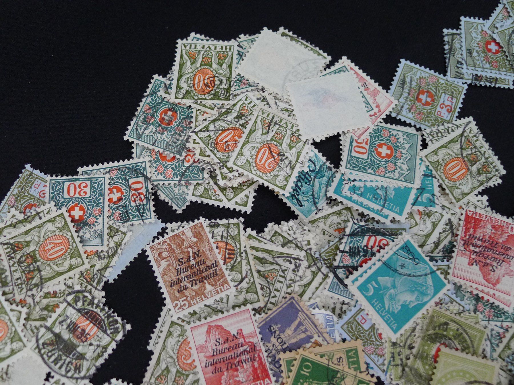 Tutti i francobolli: grosse Sammlung Porto Briefmarken – Usato da Dagmersellen venduto da q1w2e3r4 5