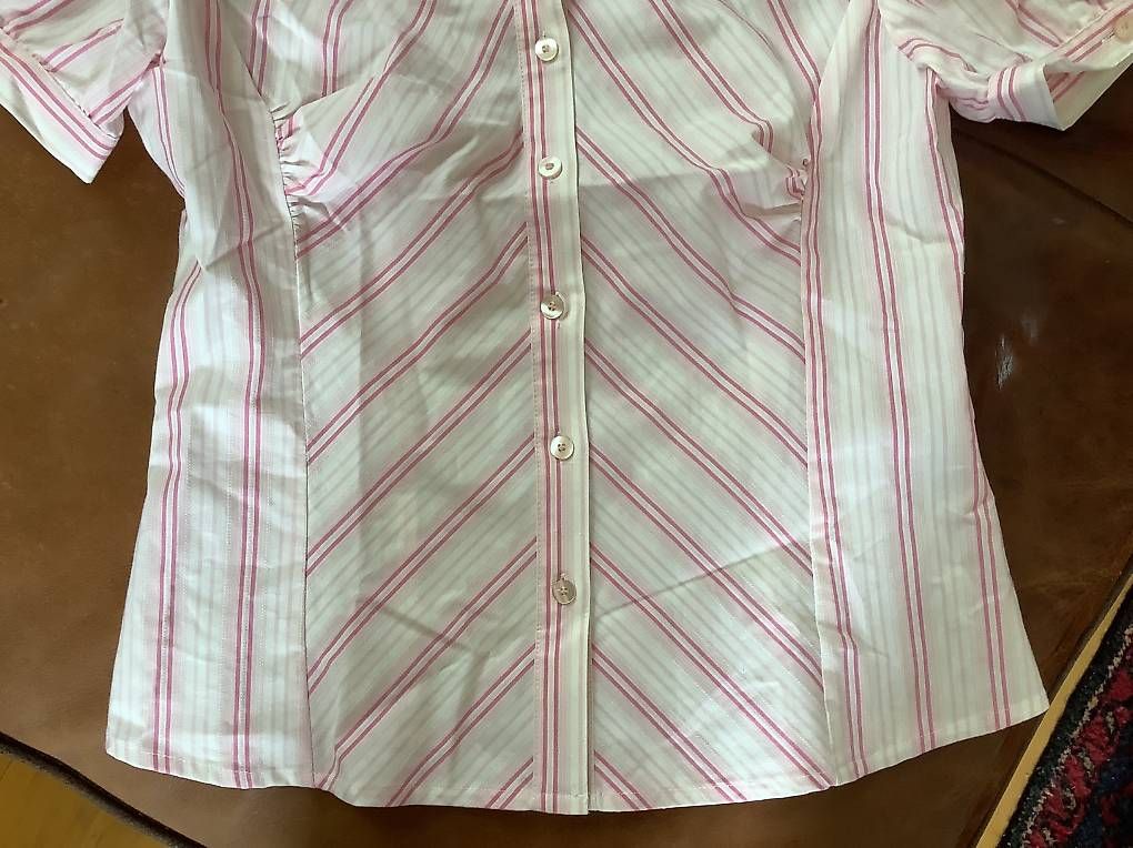 Camicette: Adorable blouse neuve à manches courtes, 36 – Usato da Pully venduto da san_b2w6 3