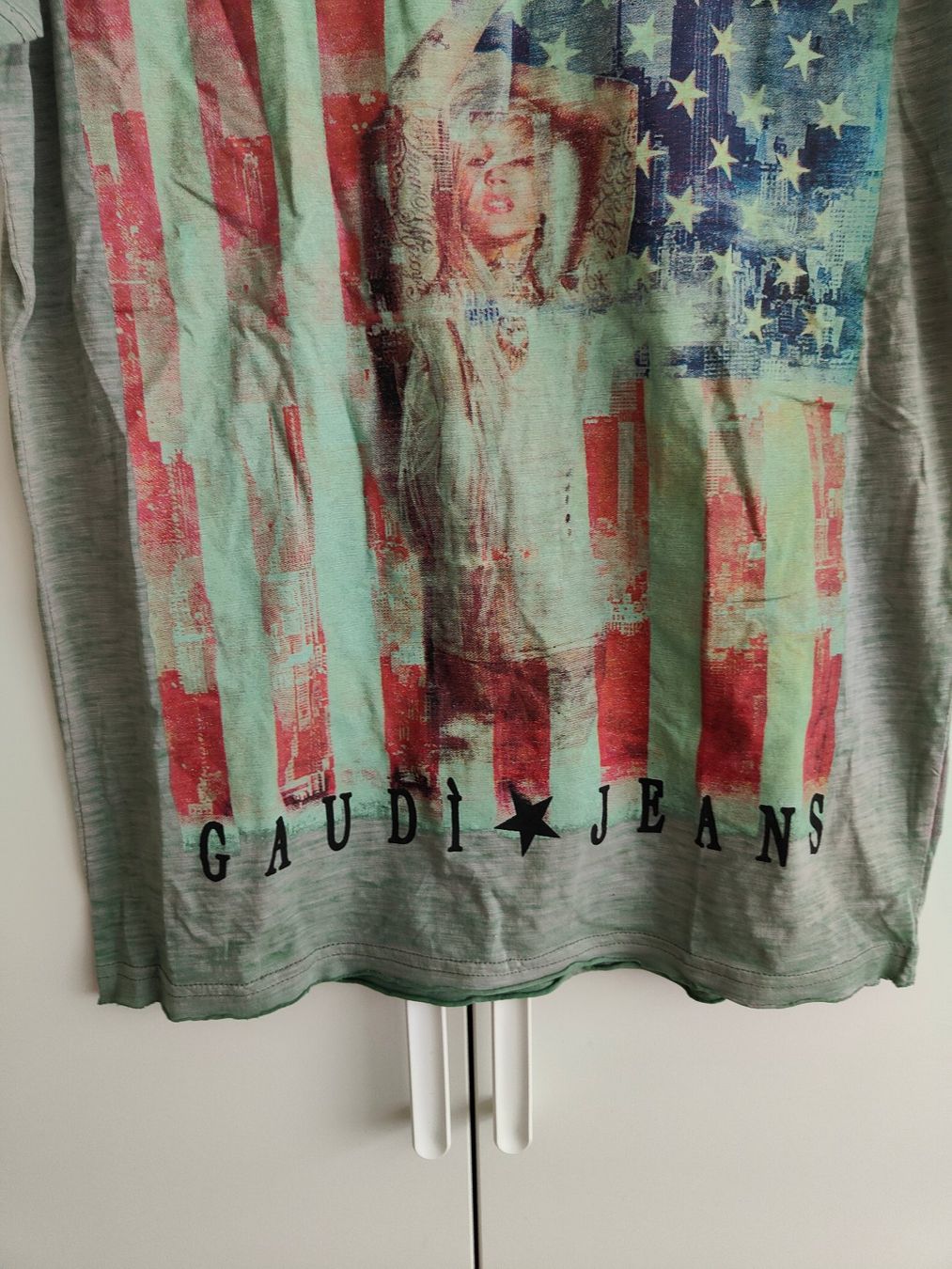 T-shirt: Gaudi T-Shirt - Grösse S – Usato da Rickenbach b. Wil venduto da Kth_v8 1