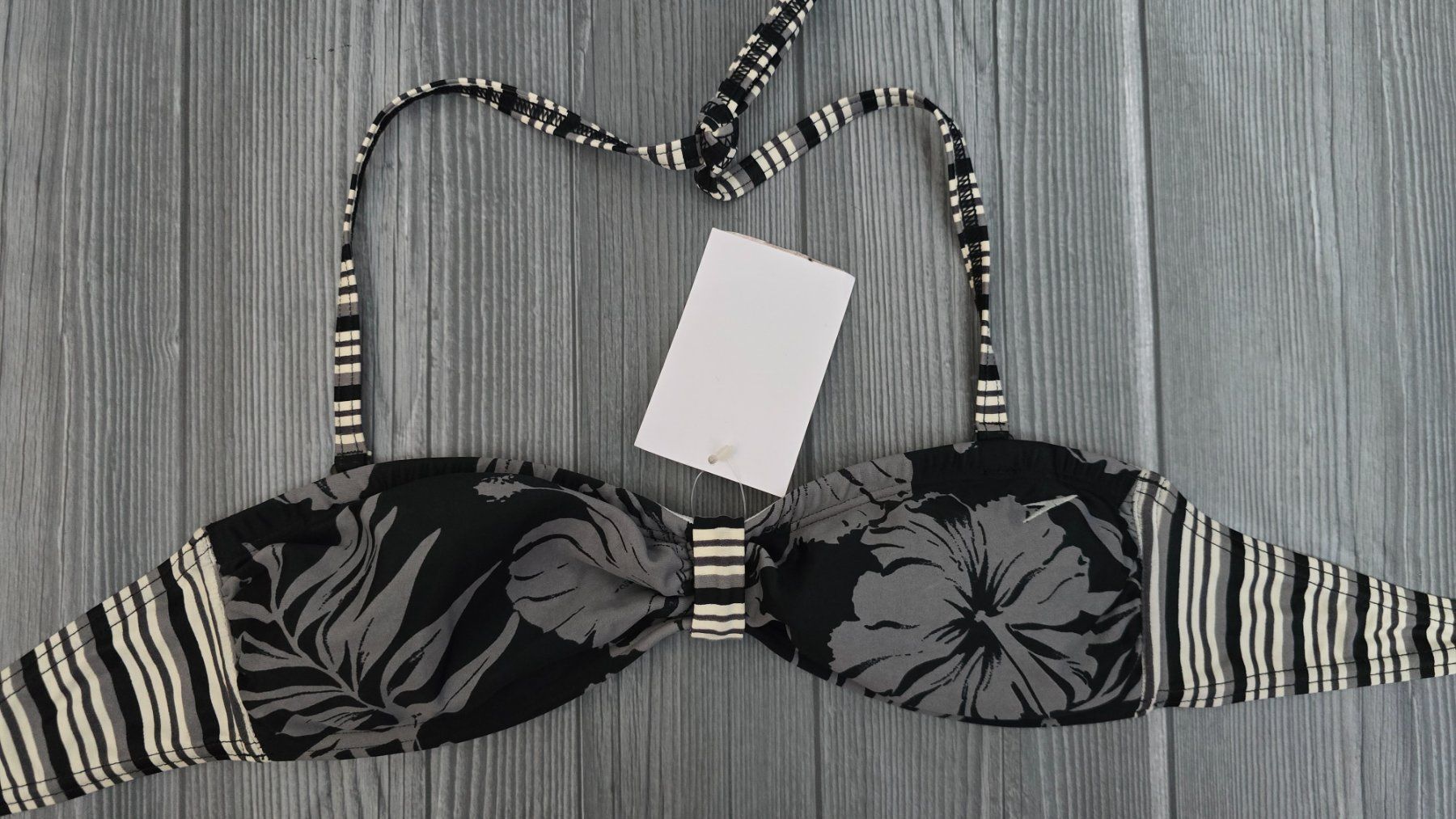 Costumi da bagno & Bikini: Tropical Bandeau Top - 36 - Black & White Chic – Nuovo (secondo la descrizione) da Thalwil venduto da VitaMini