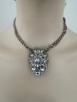Joli collier fantaisie