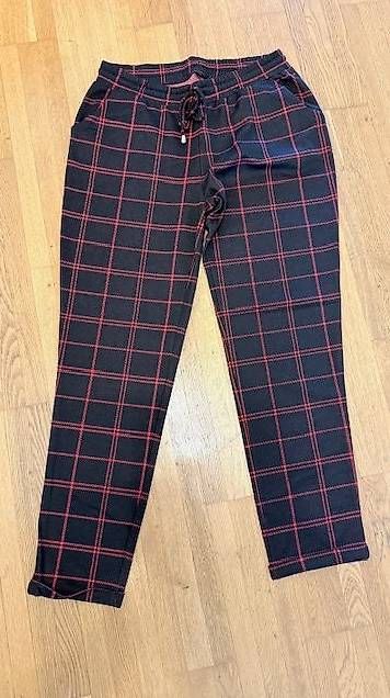 Hosen: Hose Karo,  – Gebraucht aus Möhlin von Fusel7