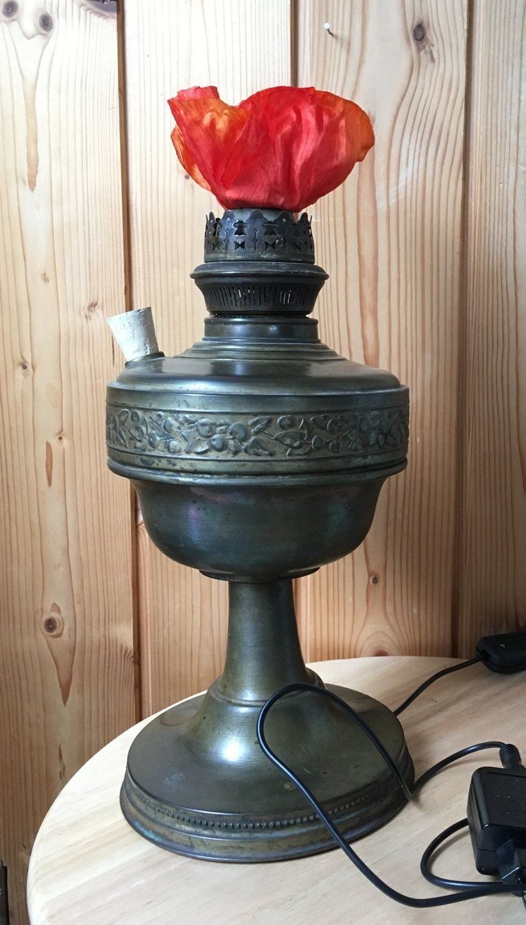 Lampade: Tischlampe Öllampe – Usato da Ottikon venduto da mindfuel 2