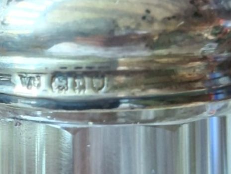 Flaconi: Antiker Glasflacon mit Silberdeckel punziert – Usato da Otelfingen venduto da silver-moon 1