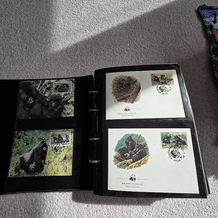 Tous les timbres: WWF Briefmarkensammlung  Tiere – D'occasion à Hölstein par sin_hqr9 1