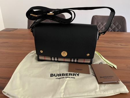 Burberry Ledertasche