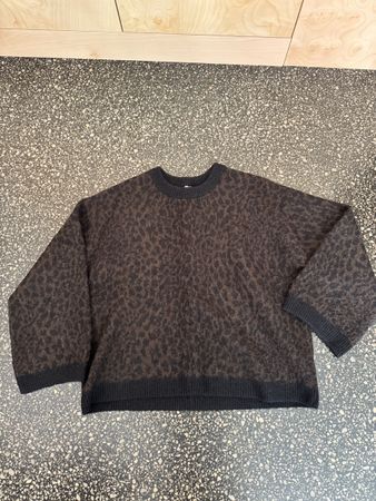 Arket oversized leopard print sweater size S-M small
