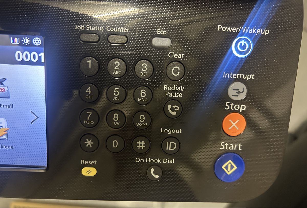 Samsung Stampanti: Samsung Profi-Farblaser-Multifunktionsdrucker auf Rollen – Usato da Luzern venduto da justjana 3