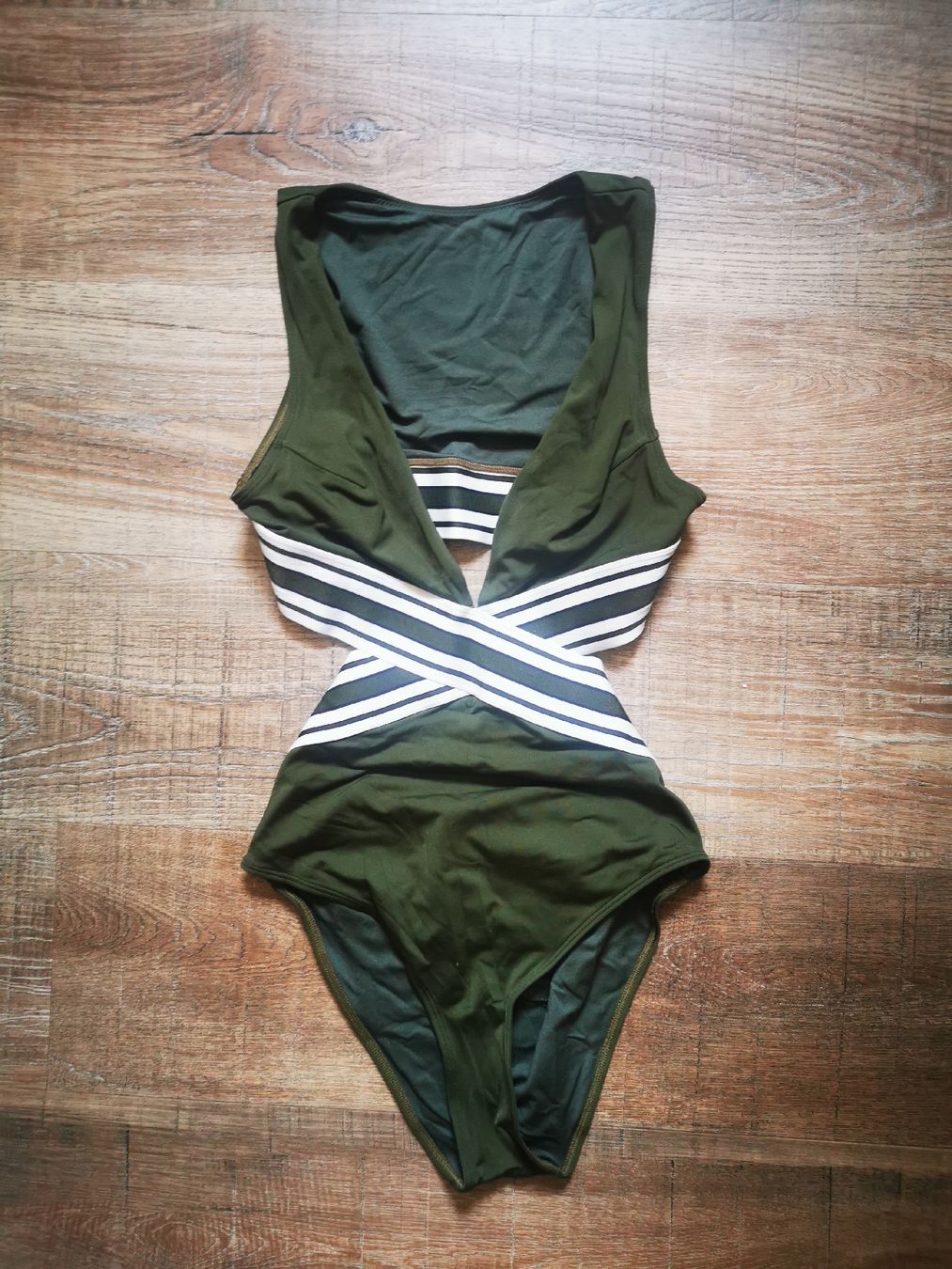 Costumi da bagno & Bikini: Badeanzug Damen grün Grösse S/36 – Nuovo (secondo la descrizione) da Balsthal venduto da Leila_Luna