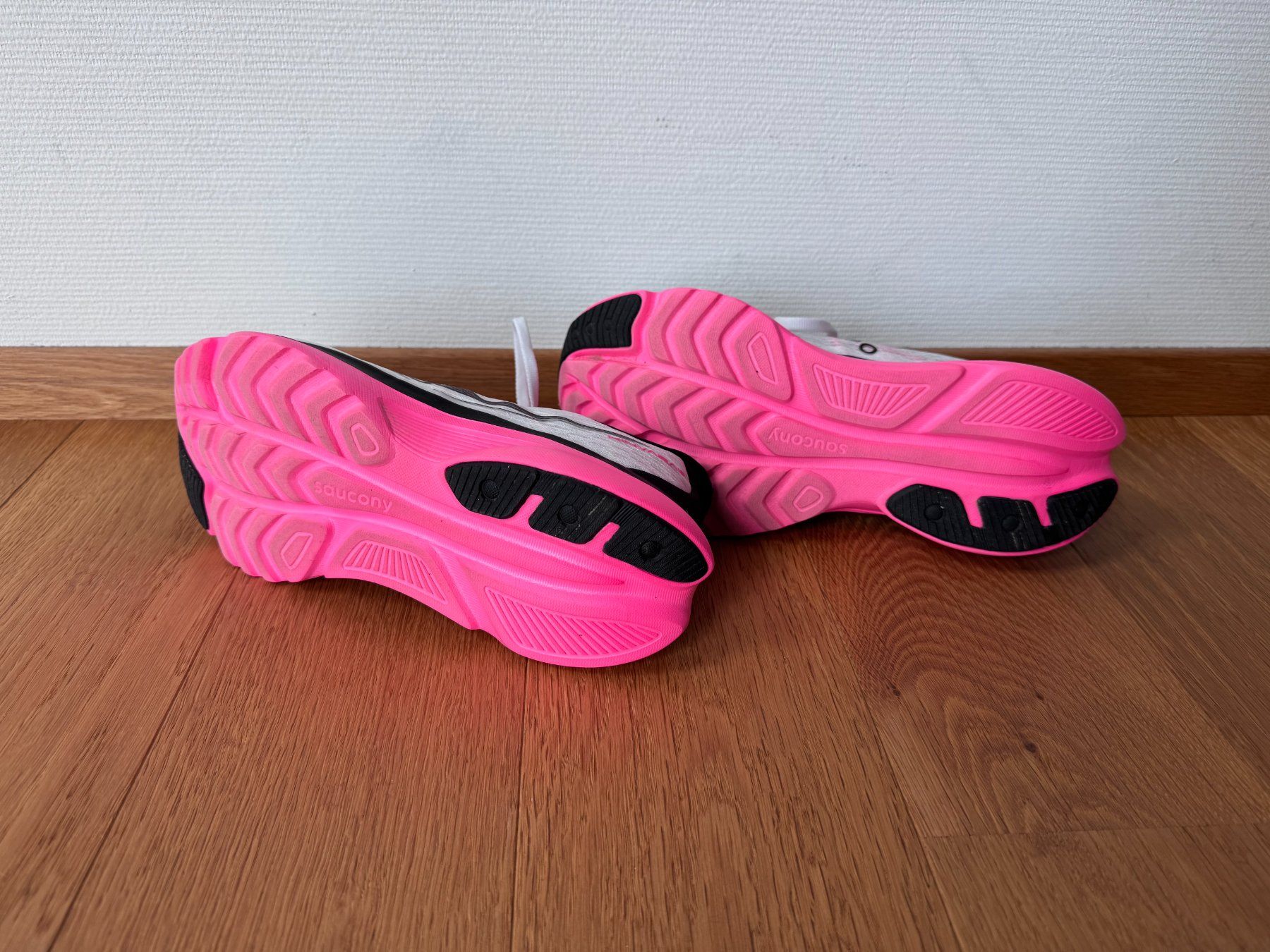 Saucony Scarpe da donna: Saucony Kinvara 16 – Usato da Ettiswil venduto da Ursi33 4
