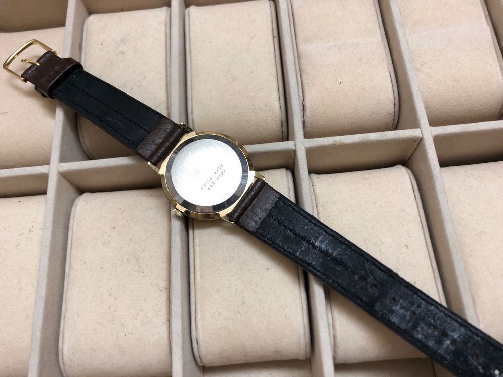 Montre Rotary vintage mécanique fonctionne 34mm Kaufen auf Ricardo