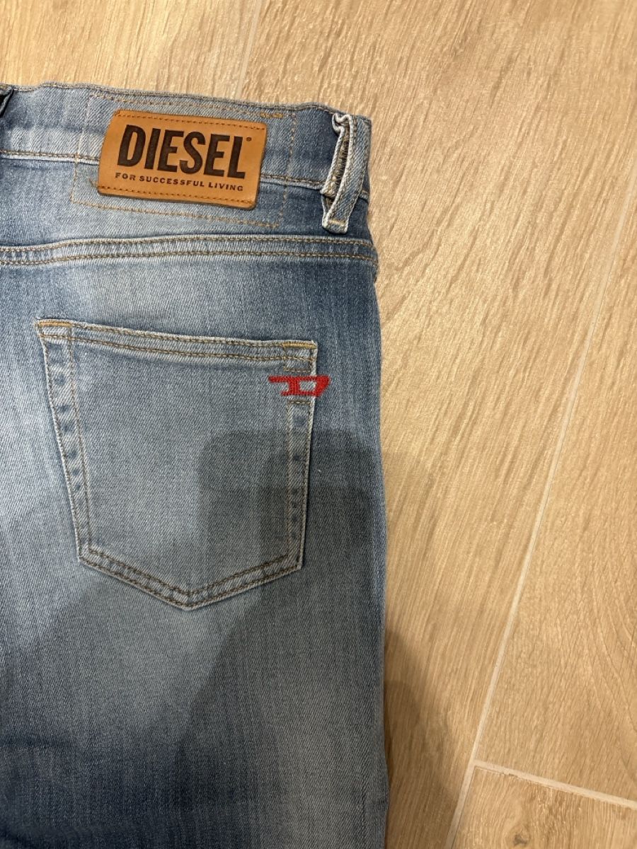 Diesel Jeans: Jean slim D-Strukt stretch W29-L32 – Usato da St-Légier-Chiésaz venduto da melissa03 4