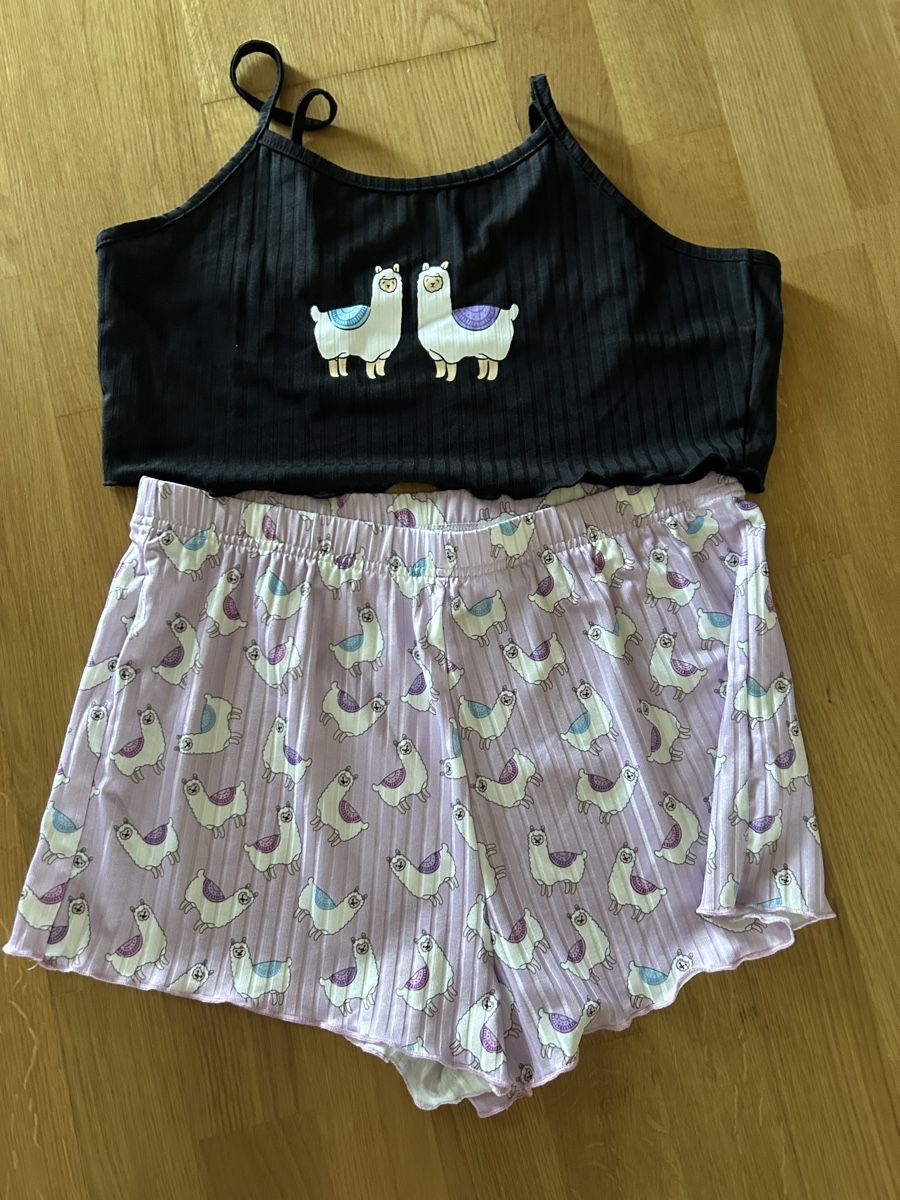 Negligees & Pigiami: Pyjama – Usato da Daillens venduto da guisepa