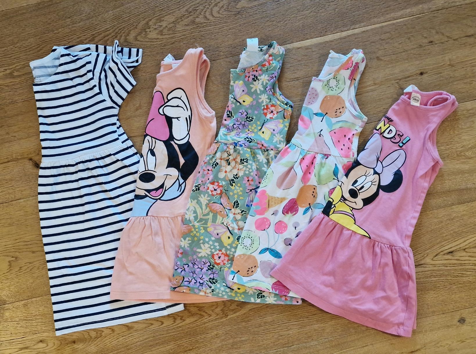 H&M Kleiderpakete & -sets: Sommer Mädchen set 98/104 – Gebraucht aus Emmenbrücke von Nadmorebiti 2