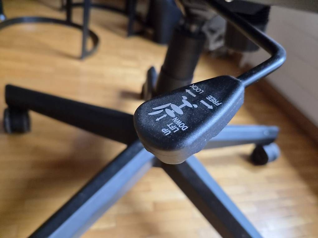 Sedie: Chaise du bureau – Usato da Crissier venduto da nkummer1 2