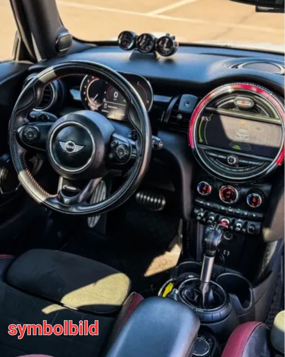 Autos: MINI John Cooper Works 101 Limousine blau  – Gebraucht aus Altstätten SG von Gogggi 9