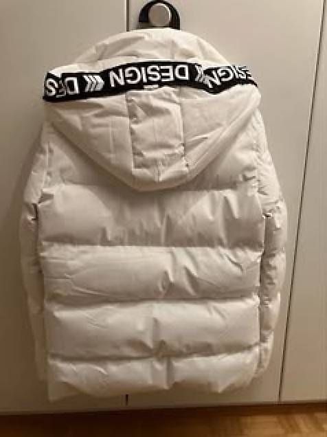 Giacche: Schöne weisse Winter-/Ski-Jacke mit schwarzem Spruchband – Usato da Rümlang venduto da Speedy-Cat 1