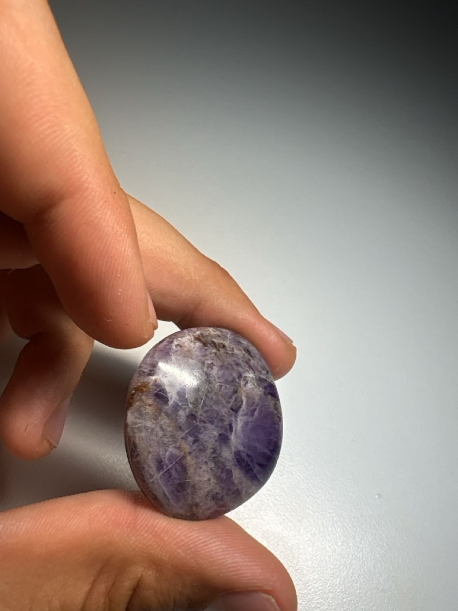Mineralien & Heilsteine: Großer Chevron-Amethyst / Bänderamethyst Trommelstein – Neu (gemäss Beschreibung) aus Köniz von Lexlersshop