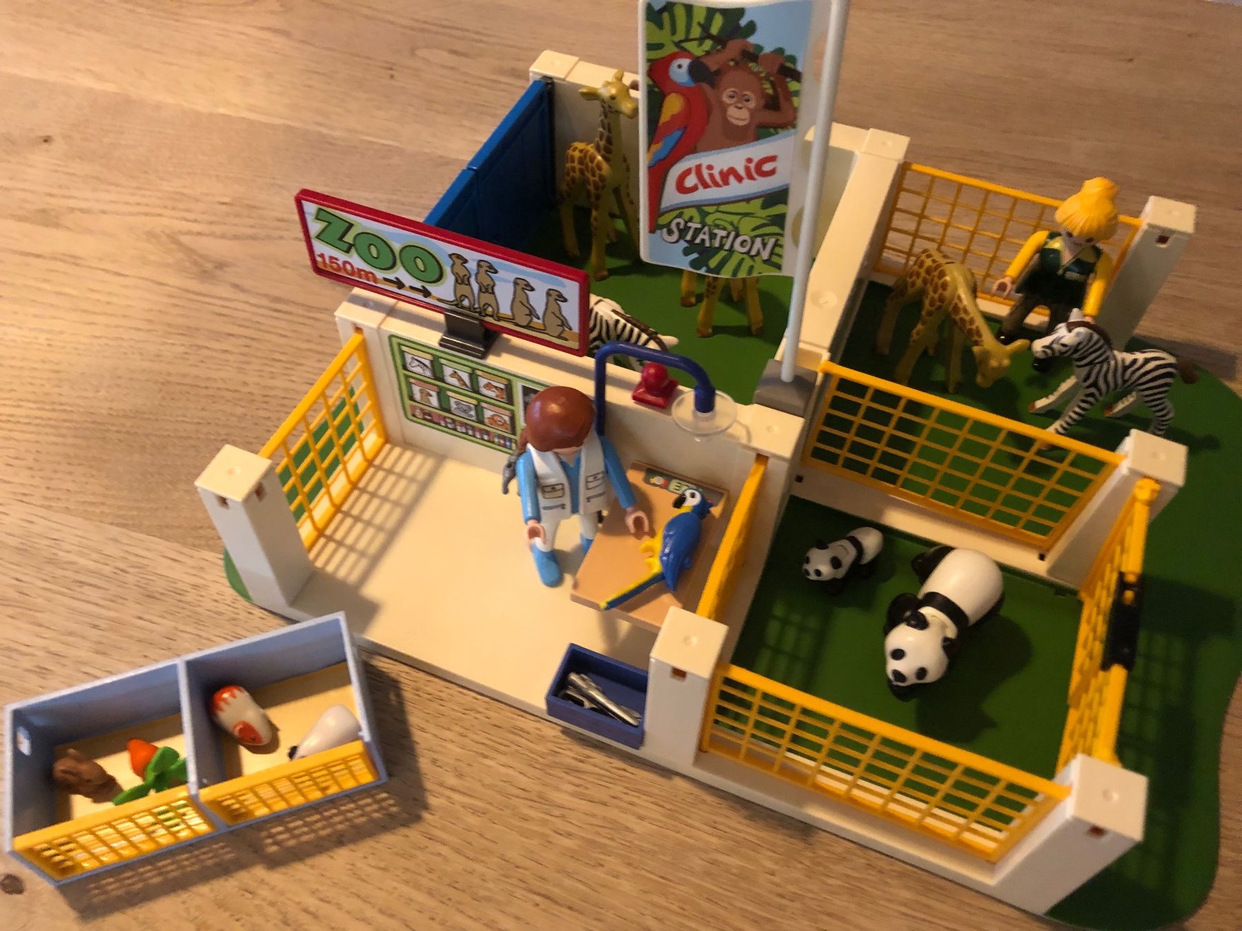Playmobil Giocattoli: Playmobil-Set: Zooklinik – Usato da Bubikon venduto da tokidoki 1