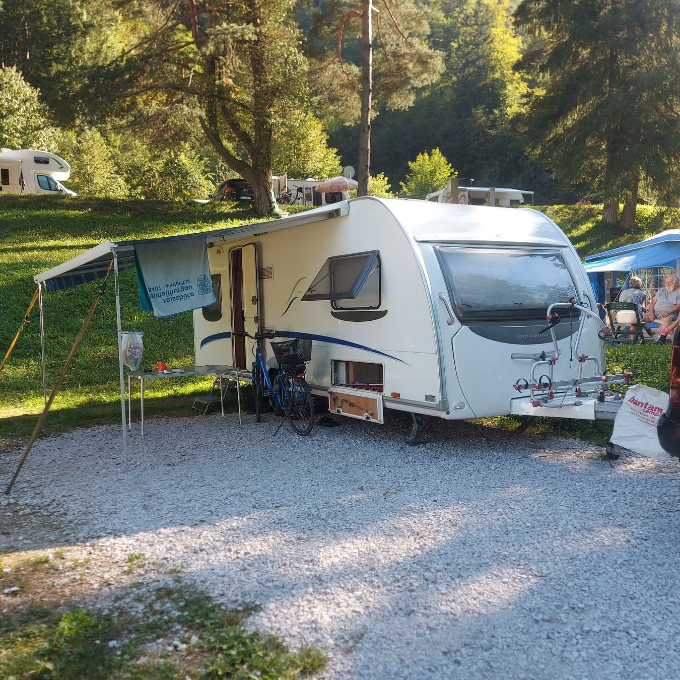 Bürstner Veicoli da campeggio: Wohnwagen Bürstner mit frischer MFK – Usato da Widnau venduto da Martinmaa 2