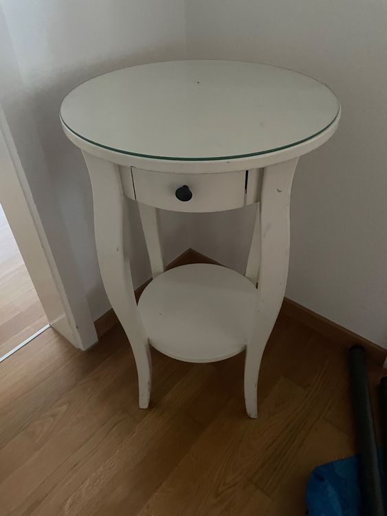 ikea hemnes beistelltisch rund mit glasplatte Kaufen auf Ricardo