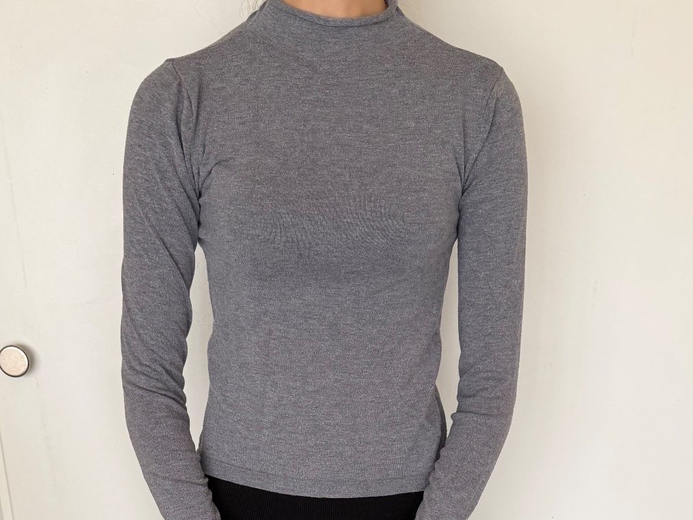 Mango Pulls & Sweat-shirts: Pull mango gris – D'occasion à Bottens par lal_plz7
