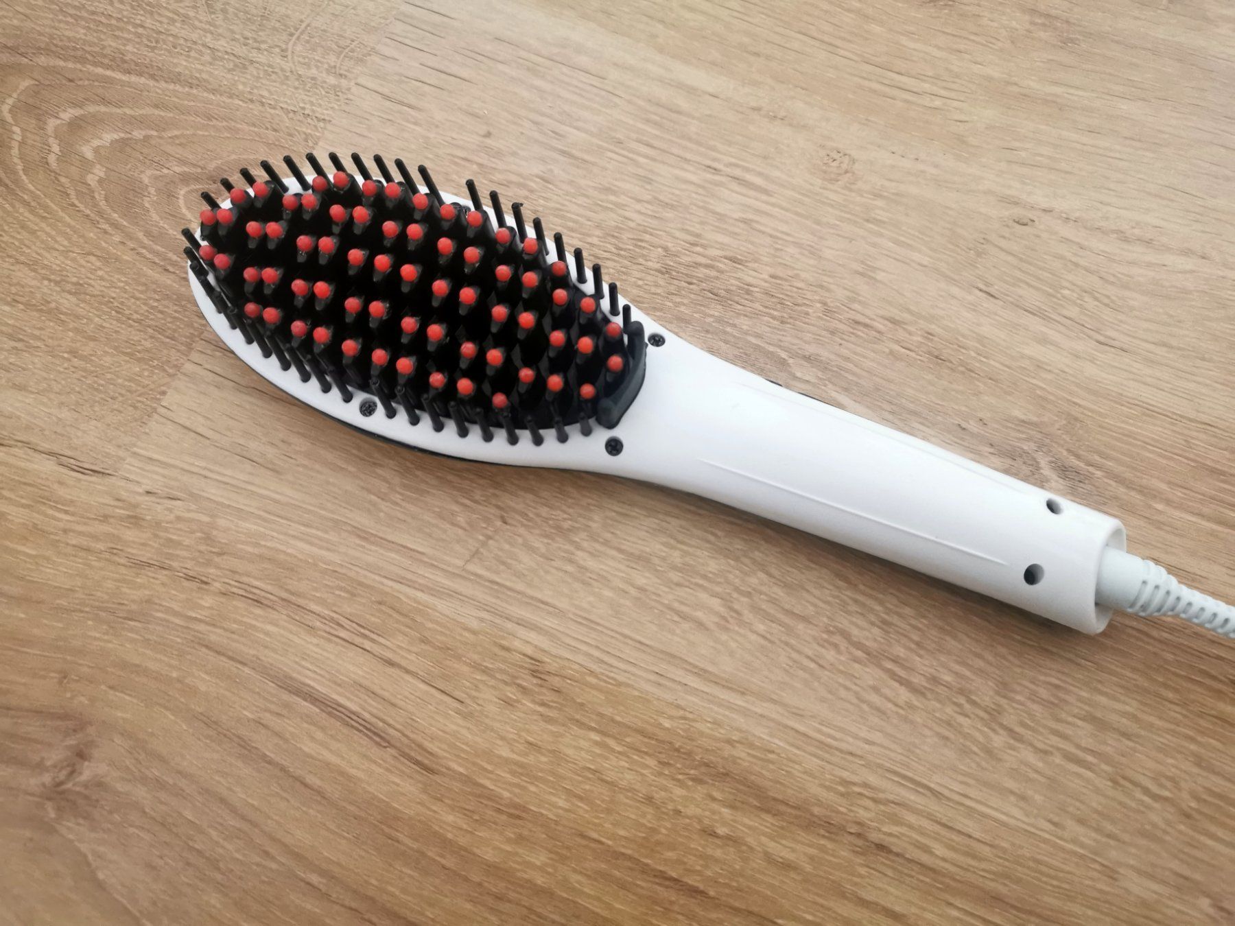 Altro per la cura dei capelli: Haarglättungsbürste – Usato da Obergerlafingen venduto da Sigus