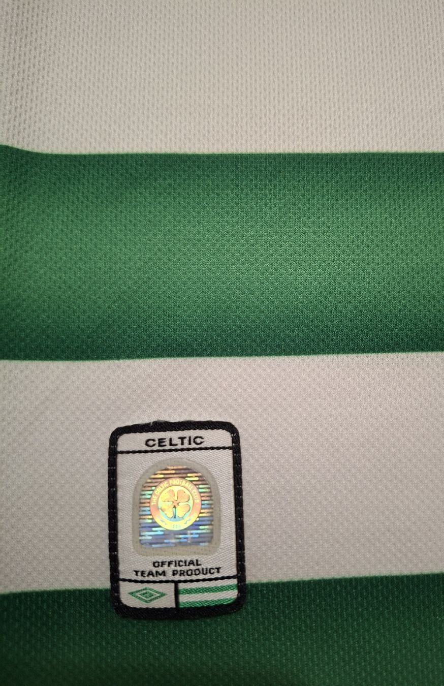 Umbro Leibchen & Hosen: Original Celtic Glasgow 2003-04 Home Trikot – Gebraucht aus St-Léonard von SwissDealsJersey 5