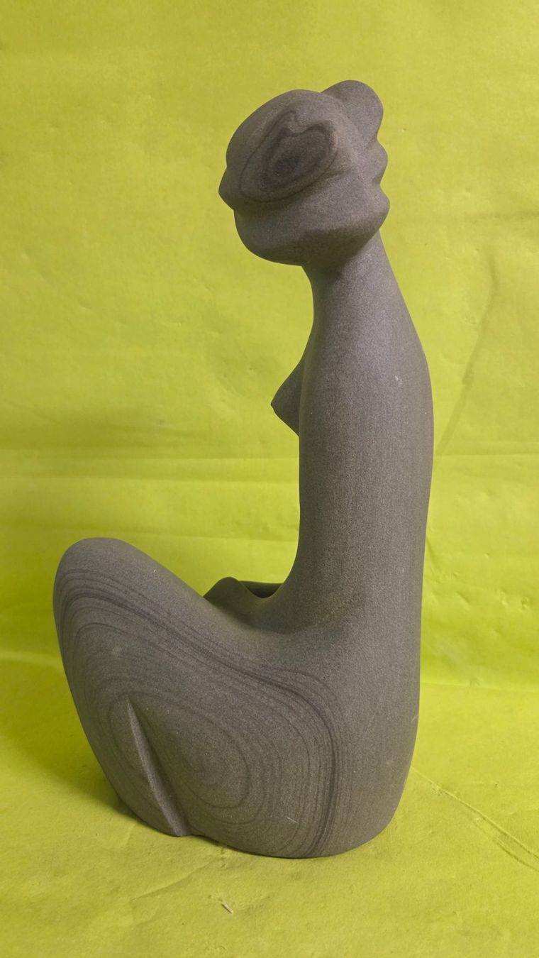 Sculture & Statue: Sandstein Statue Frau sitzend 30cm – Nuovo (secondo la descrizione) da Roggliswil venduto da Mabelco 2