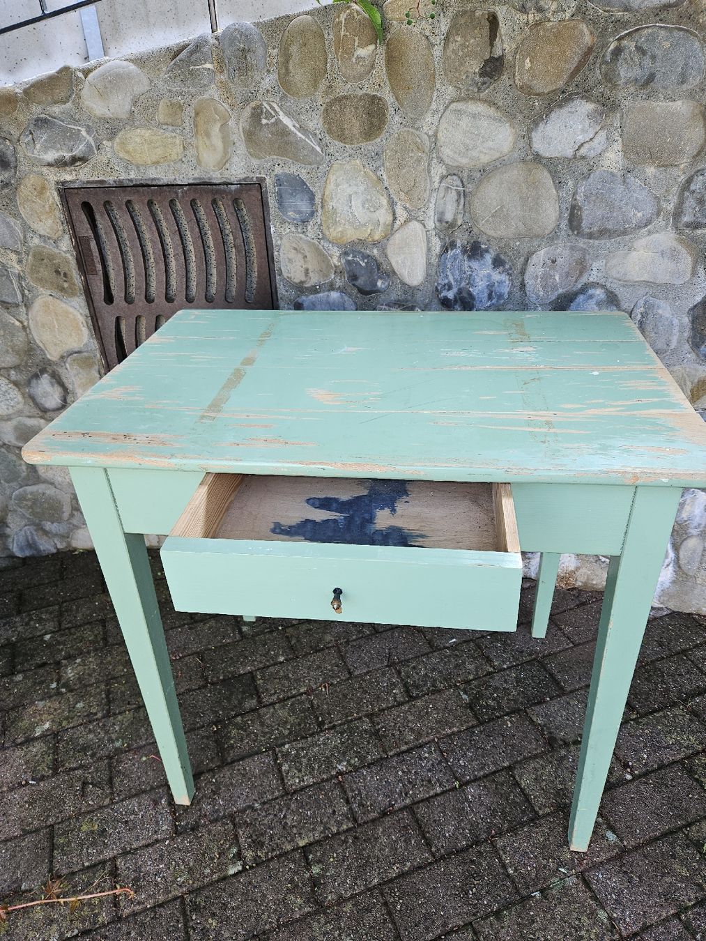 Tische: Holztisch zum restaurieren. – Gebraucht aus Menziken von the_zw6x 2