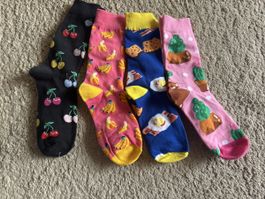 4 er Set Socken, neu & ungetragen 🍒🍌🌵