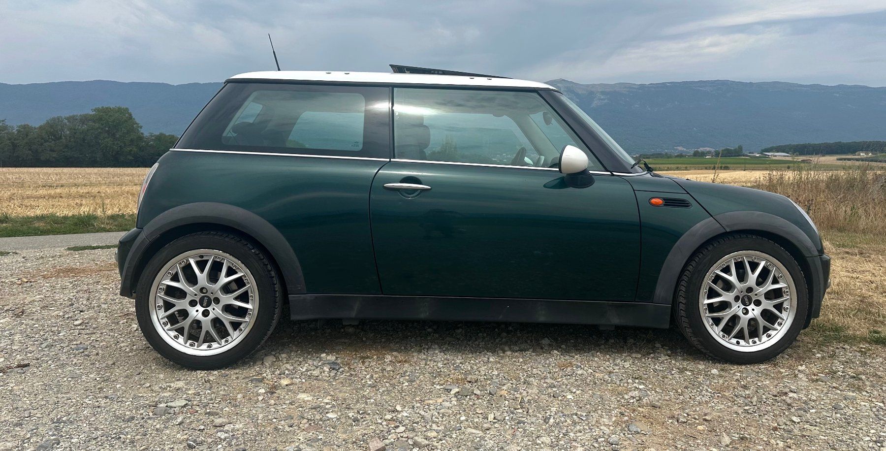 Mini Automobili: Mini Cooper 1.6 bon état !! – Usato da Russin venduto da applenic 3