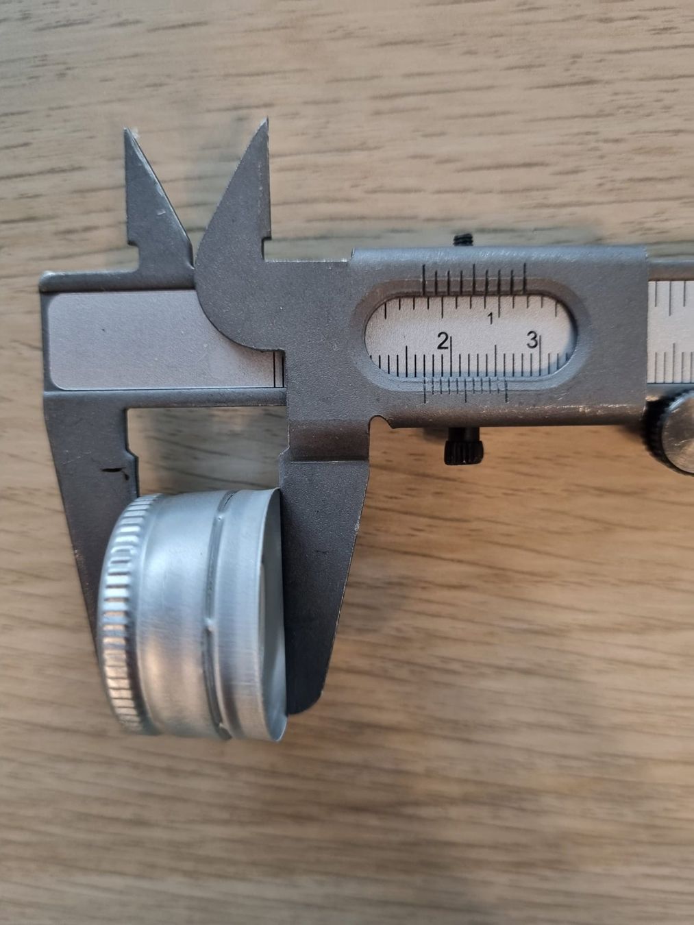 Apribottiglie & Tappi per chiusura: Capsule en aluminium – Nuovo e nell'imballaggio originale da Genève venduto da rafaelguevara 4